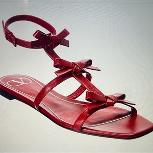 Valentino French bow, leather sandals